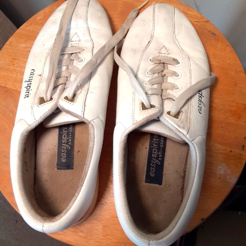 Easy Spirit Shoes